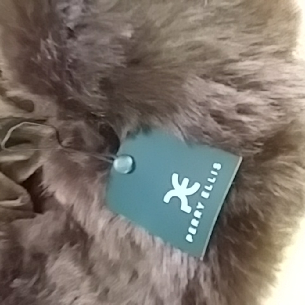 Ear Muff - Picture 3 of 4